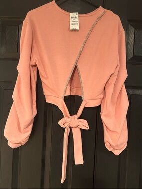 Culpos INC Light Blush pink Cropped Tie-Back Sweatshirt
